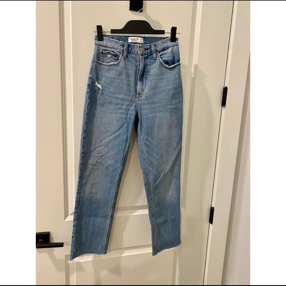 Abercrombie & Fitch Curve Love Ultra High Rise Ankle Straight Jeans